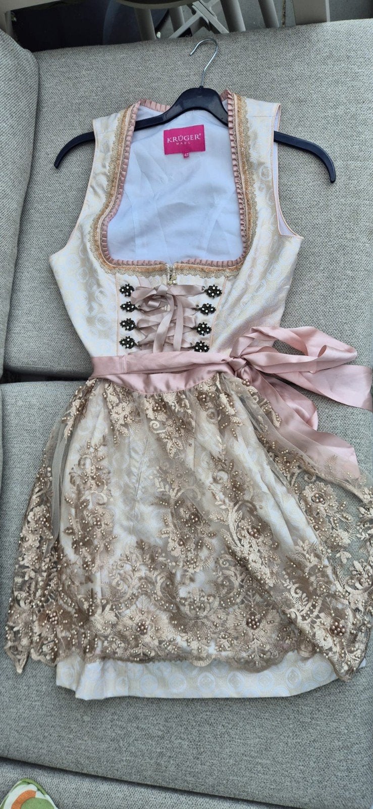 Prachtige Dirndl van Krüger Madl, maat 42, Ophalen, Overige typen, Krüger Madl, Beige