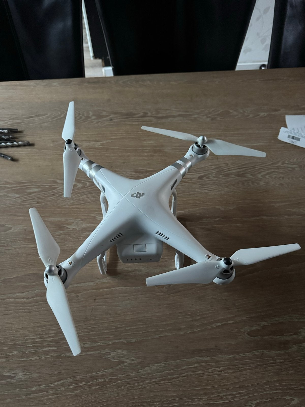 DJI Phantom 3 Advanced met afstandsbediening (software stori, Cameradrone, Niet werkend, 900 gram tot 4 kilo, 15 tot 30 minuten