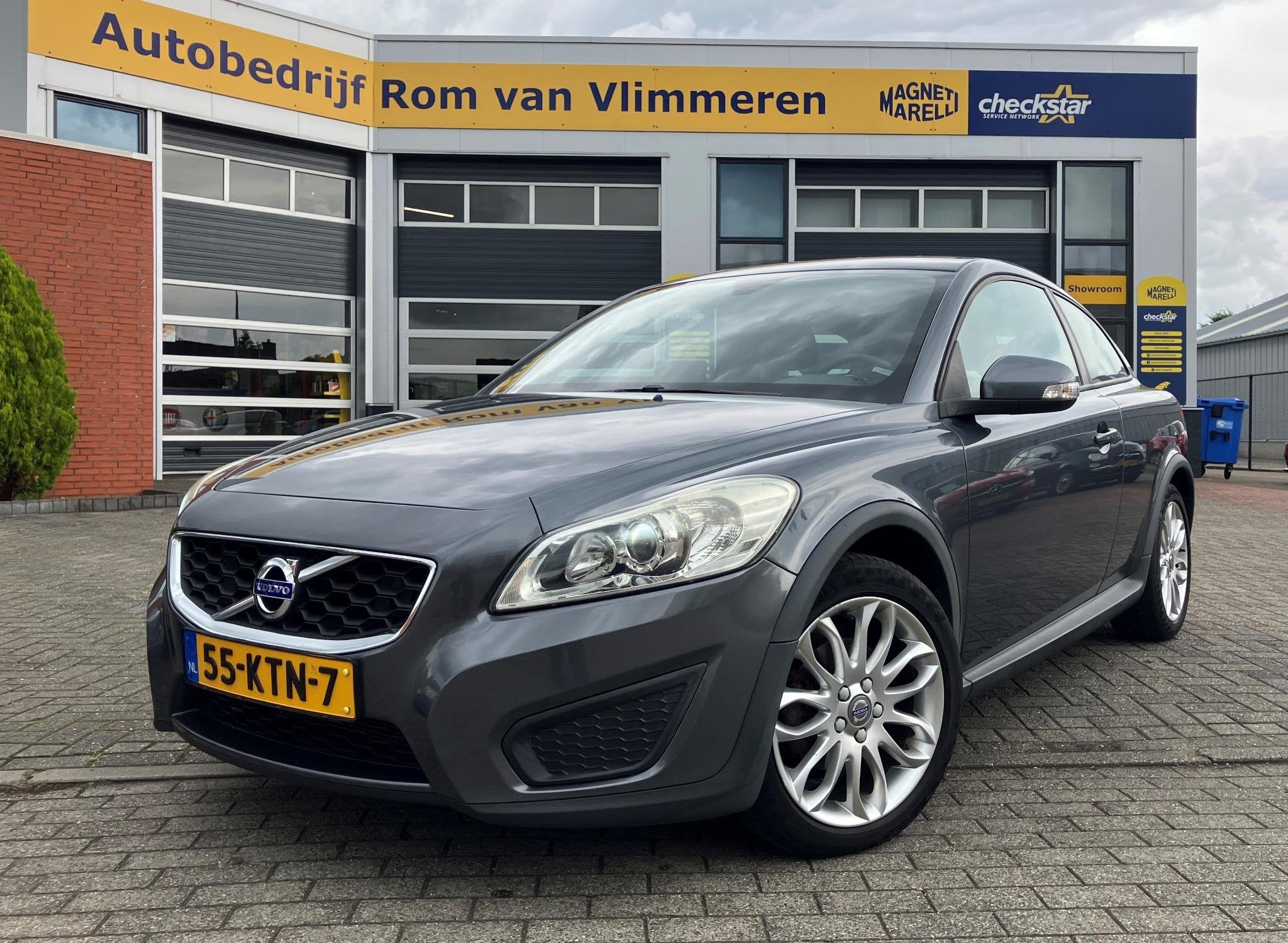 Volvo C30 1.6 Kinetic, Voorwielaandrijving, 1596 cc, Gebruikt, 4 stoelen