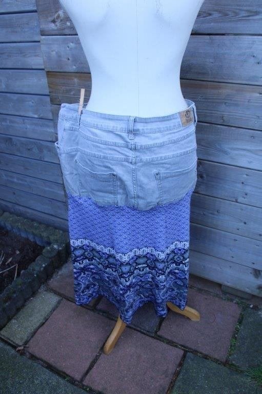Rok gekleurd Karostar mt XL/42 (EU40) Vaste prijs, Overige kleuren, Maat 42/44 (L), Ophalen of Verzenden, Zo goed als nieuw