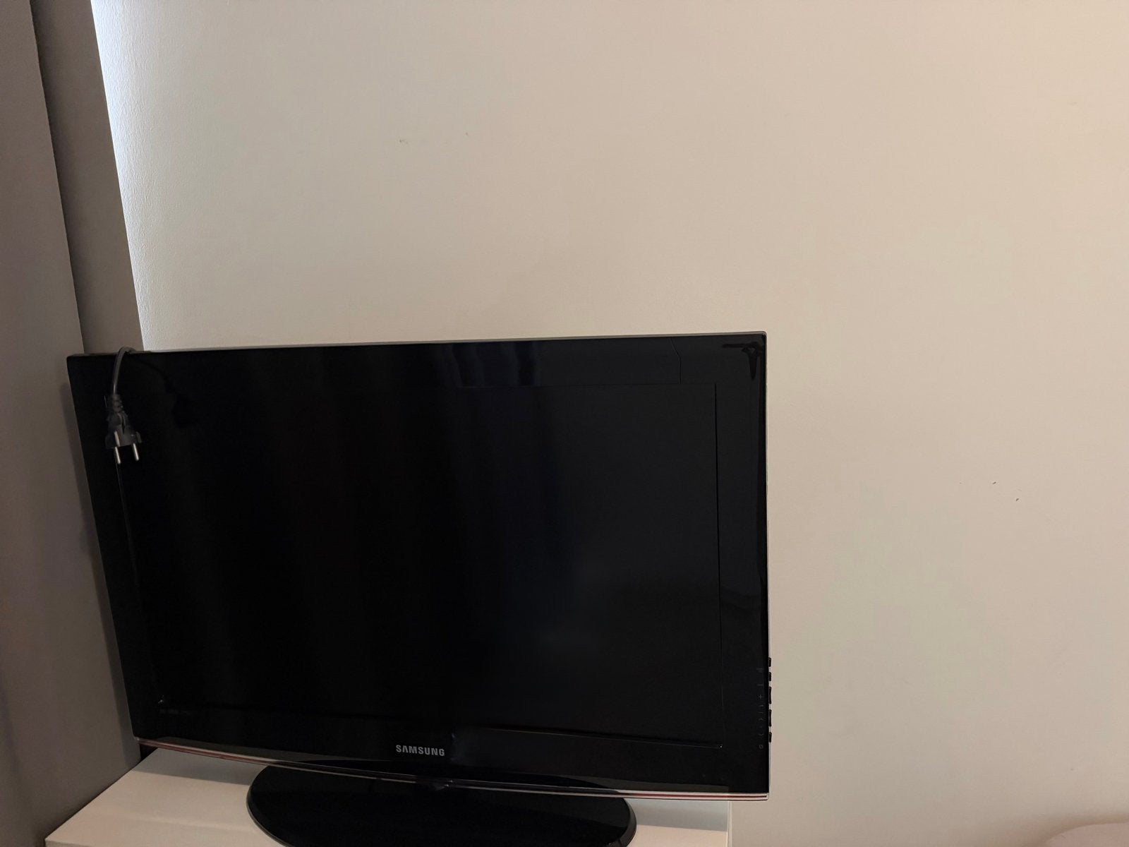 Samsung 32 inch TV - Model LE32B450C4W, Gebruikt, 50 Hz, Samsung, 80 tot 100 cm