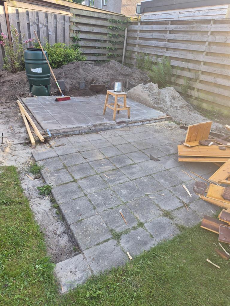 GRATIS stoeptegels ca 150 stuks, Tuin en Terras, Ophalen of Verzenden, Gebruikt, Beton, Terrastegels