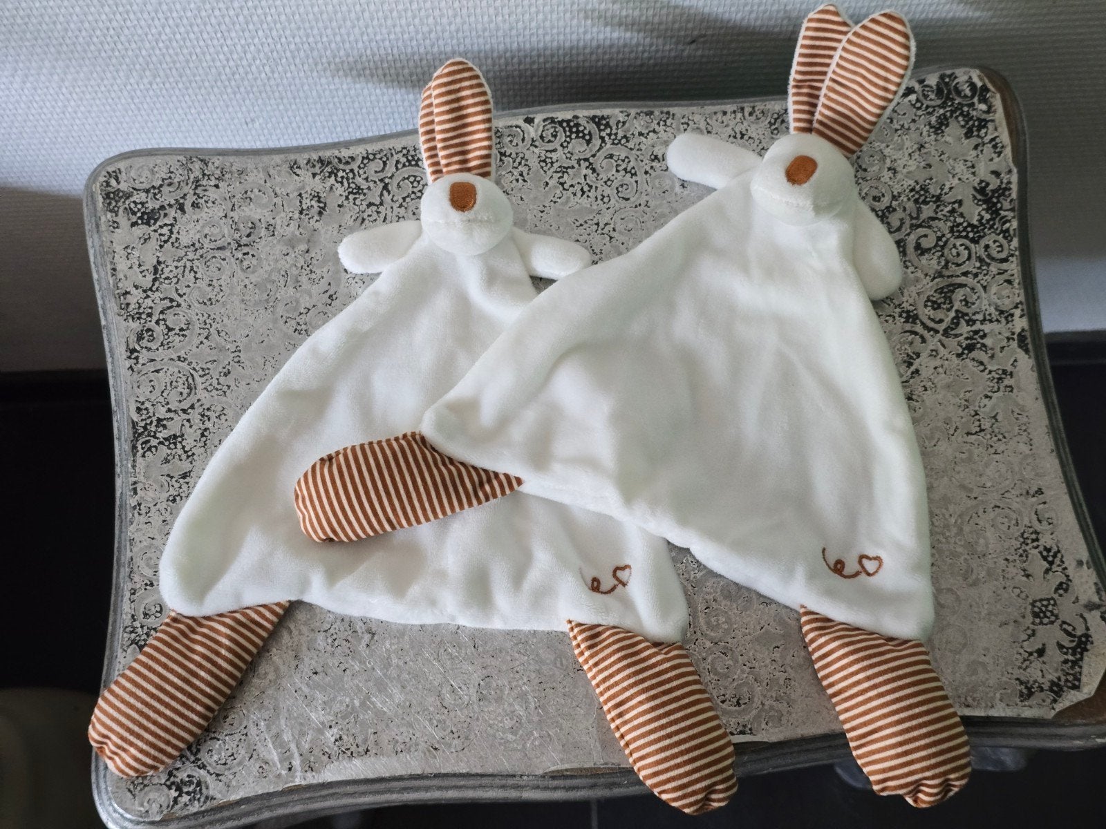 Bambino Knisperkonijn 2x, Ophalen of Verzenden, Zo goed als nieuw, Overige typen