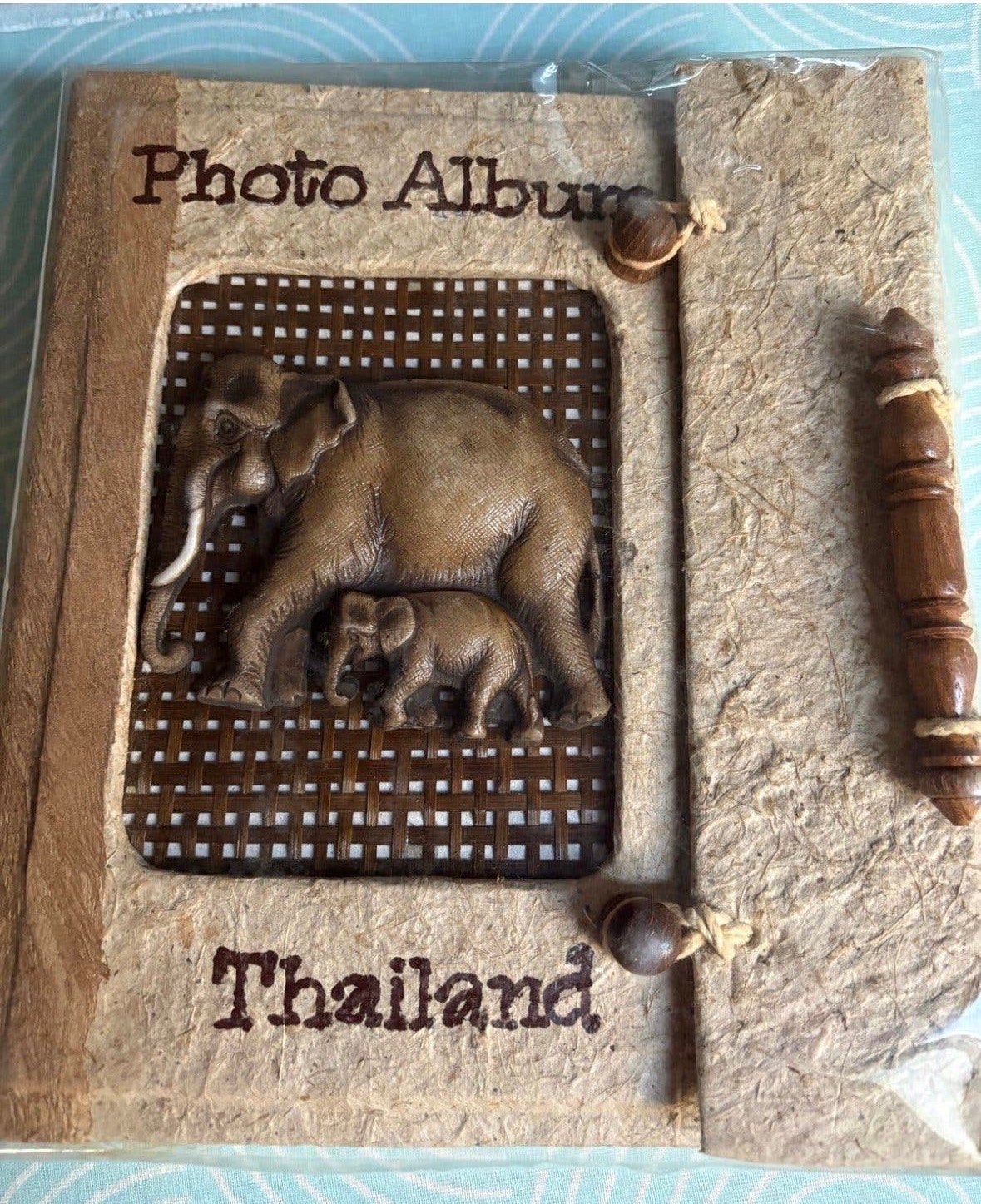 Unieke Fotoalbums Thailand met Olifanten Reliëf, Ophalen, 1980 tot heden, Nieuw