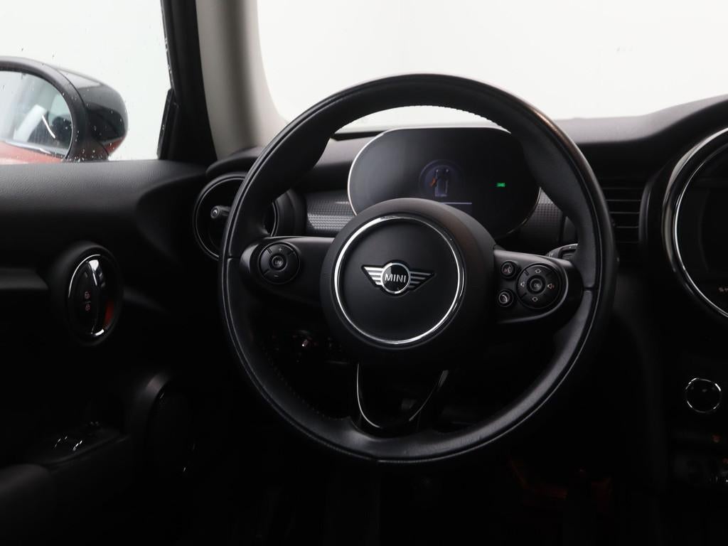 MINI 3-deurs Cooper Pepper (bj 2021), Voorwielaandrijving, Gebruikt, Overige kleuren, Met garantie (alle)