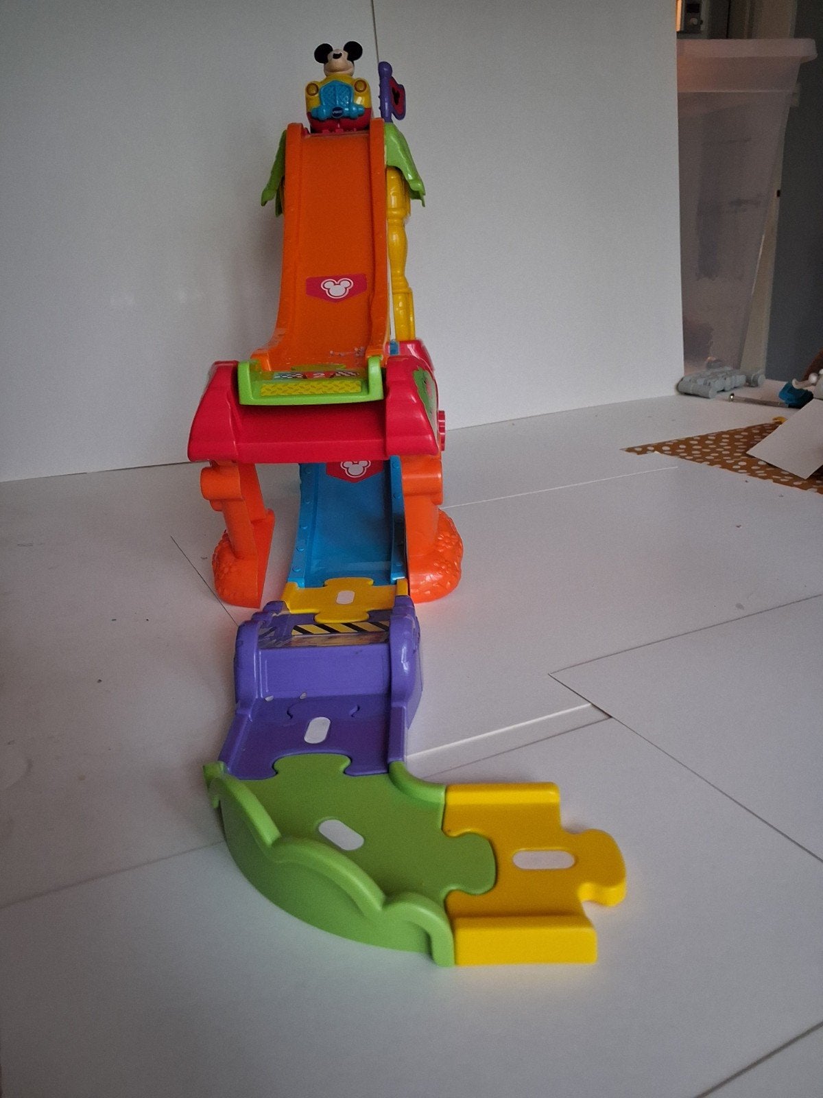VTech Mickey's Pretflat speelset met Mickey Mouse auto, Ophalen of Verzenden, Gebruikt, 2 tot 4 jaar