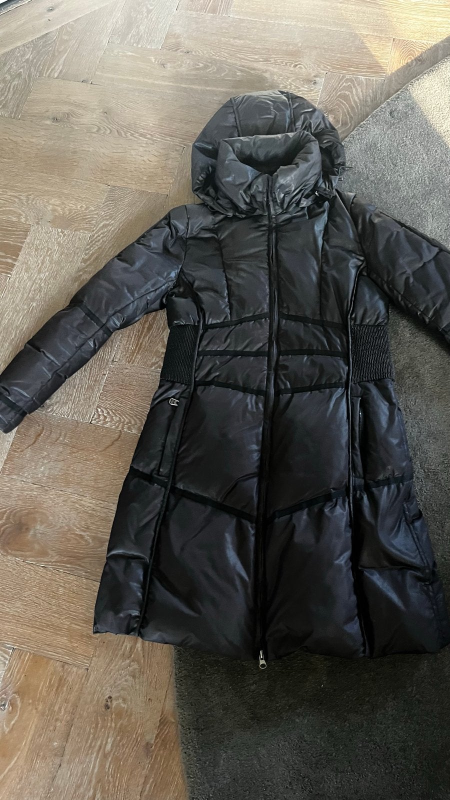 Zwarte EasyComfort gewatteerde jas met capuchon, Ophalen of Verzenden, Gedragen, Maat 36 (S), Zwart