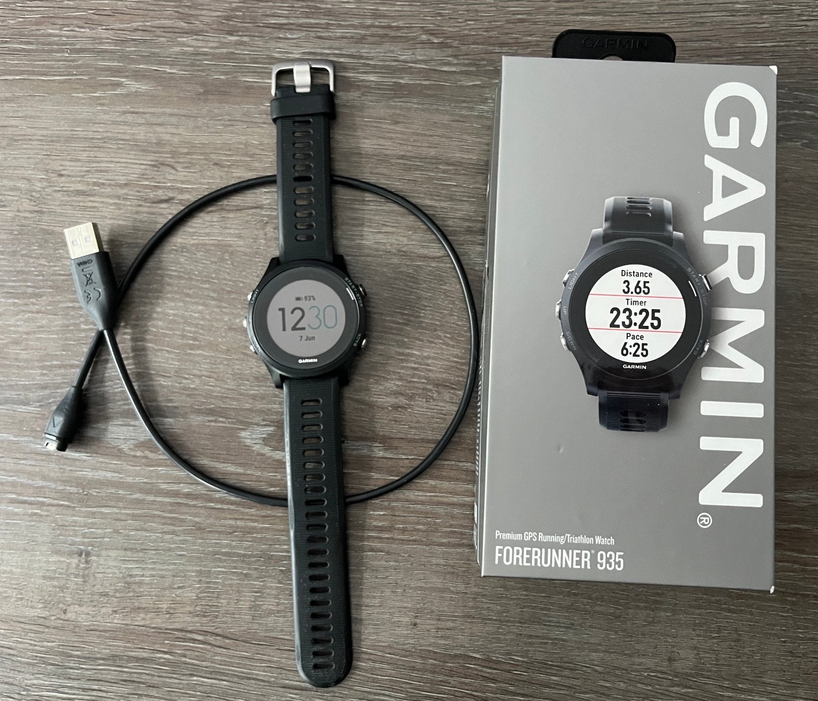 Garmin 935 sporthorloge, Sieraden, Tassen en Uiterlijk, Sporthorloges, Zwart, Ophalen of Verzenden, Zo goed als nieuw, Waterdicht