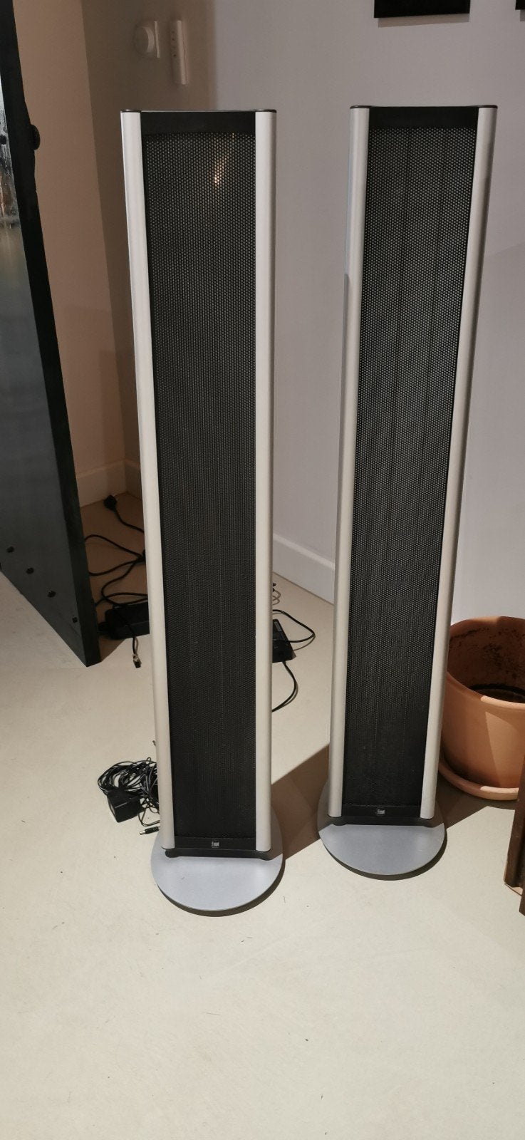 Final Sound 300i Elektrostaten Vloerstaande Luidsprekers, Vloerstaande luidspreker, Gebruikt, Minder dan 60 watt, Ophalen