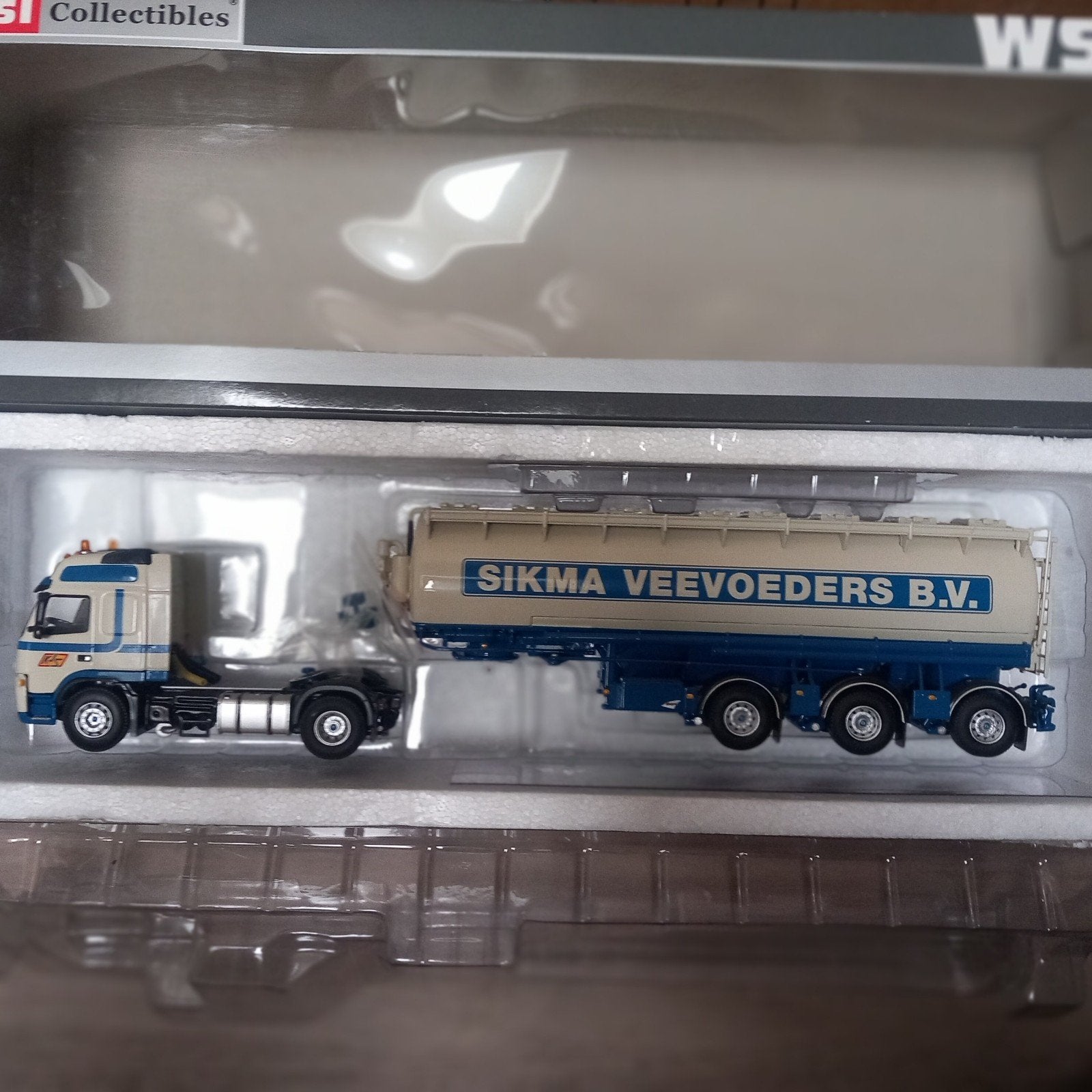 Sikma veevoeders wsi welgro, Hobby en Vrije tijd, Modelauto's | 1:50, Ophalen of Verzenden, Zo goed als nieuw, Bus of Vrachtwagen