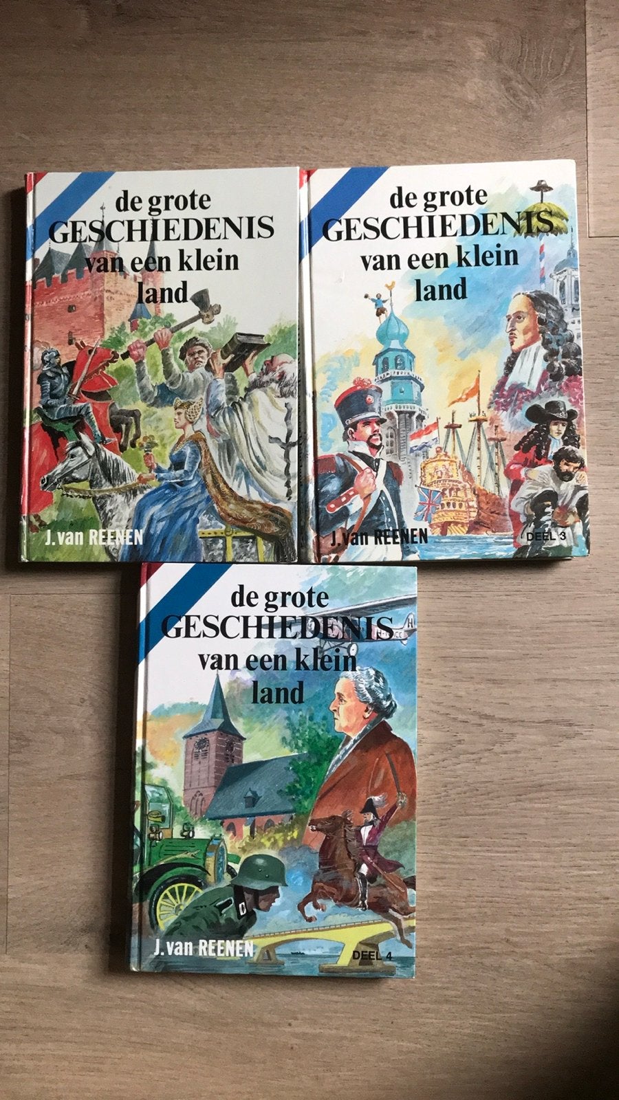 De Grote Geschiedenis van een Klein Land - J. van Reenen, Boeken, Ophalen of Verzenden, 20e eeuw of later, Gelezen