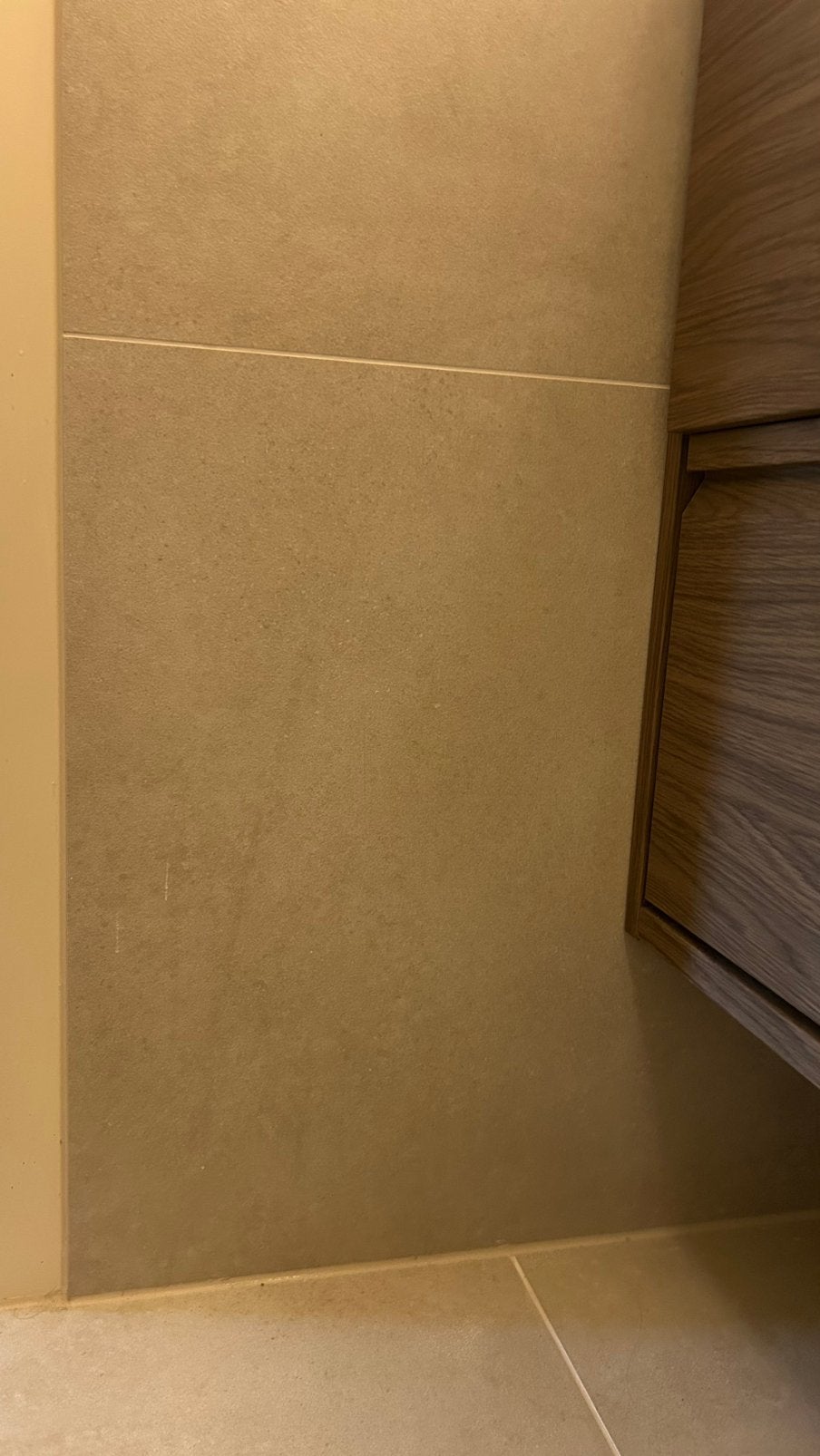 Badkamertegels greige 60x60, Ophalen