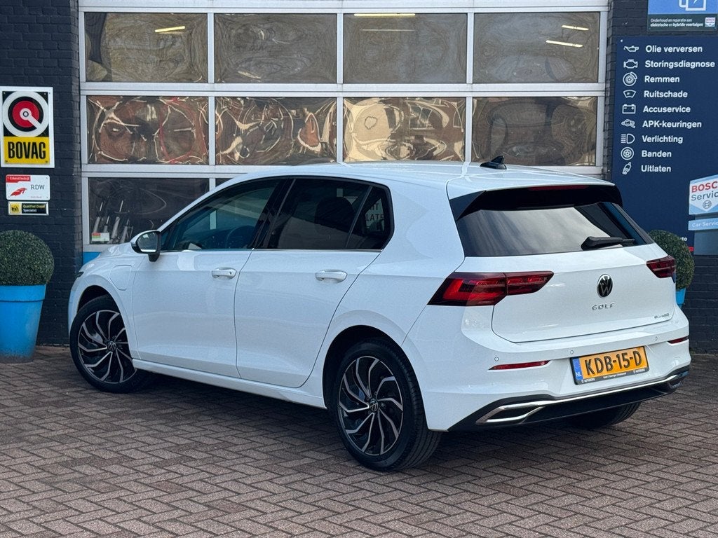Volkswagen Golf 1.4 eHybrid Style, 12 maanden, Gebruikt, 4 cilinders, Wit