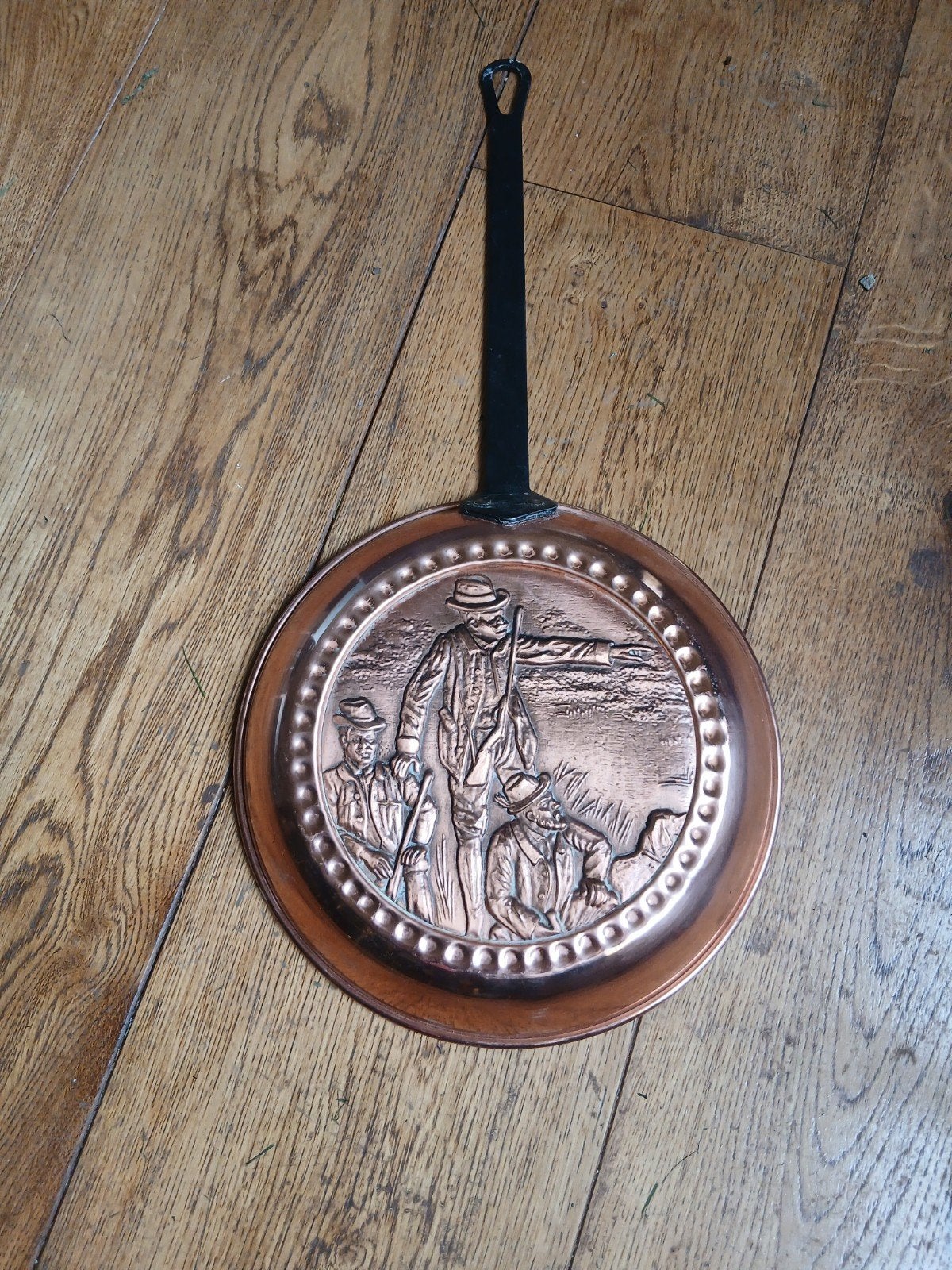 koperen pan diameter 24 cm met jacht tafereel, Ophalen of Verzenden