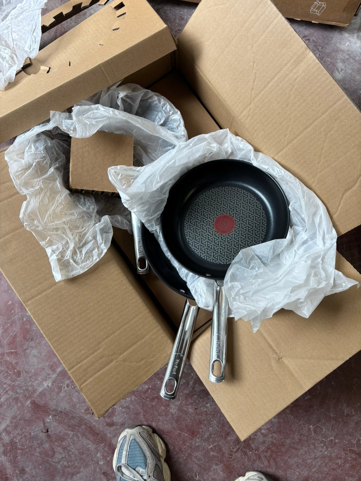 Drie Tefal rvs pannen nieuw in doos, Ophalen, Nieuw, Rvs