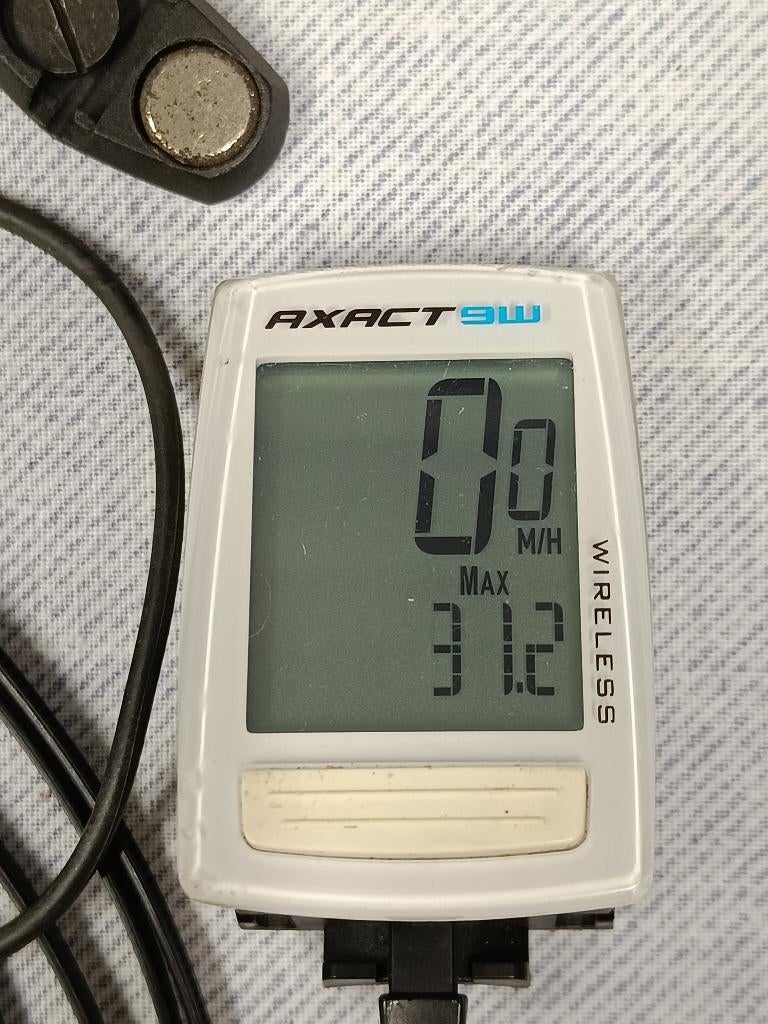 Fietscomputer, draadloos, goedwerkend (nieuwe batterijen), Ophalen of Verzenden, Draadloos, Zo goed als nieuw