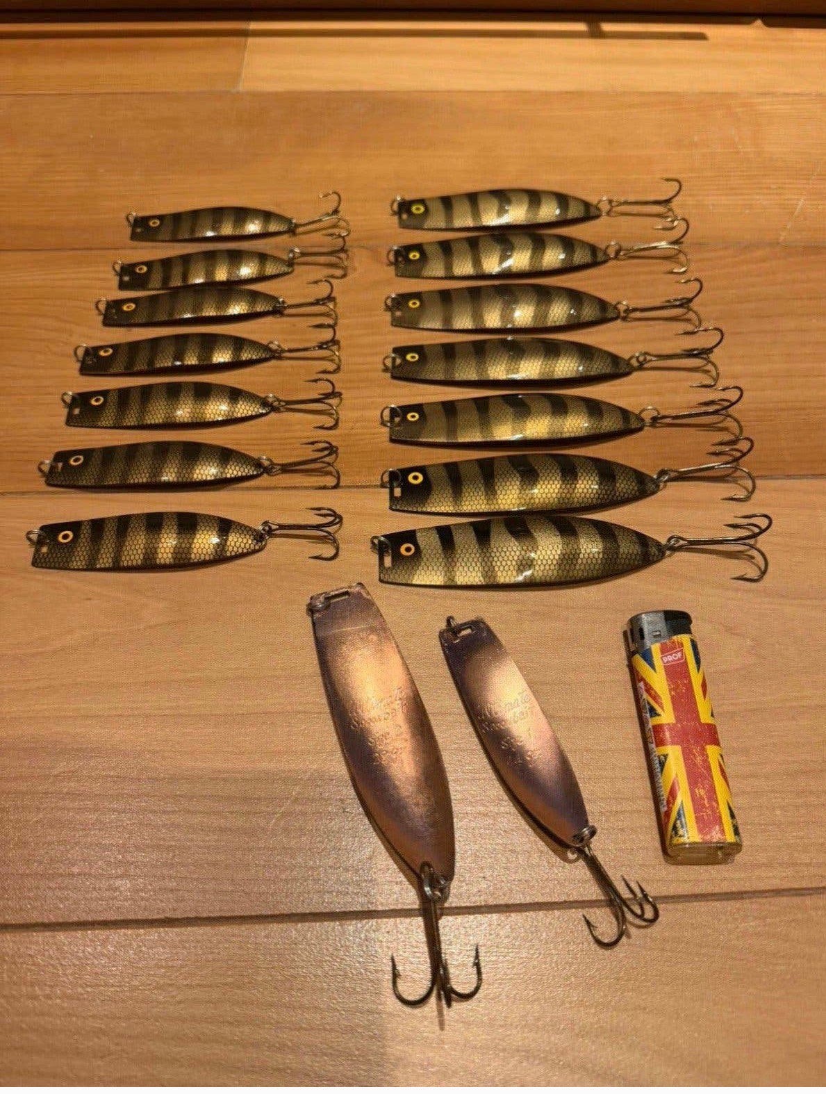Ultimate spoon bait size 1&2 . 14&28gram 16 stuks blinkers, Ophalen of Verzenden, Nieuw, Kunstaas