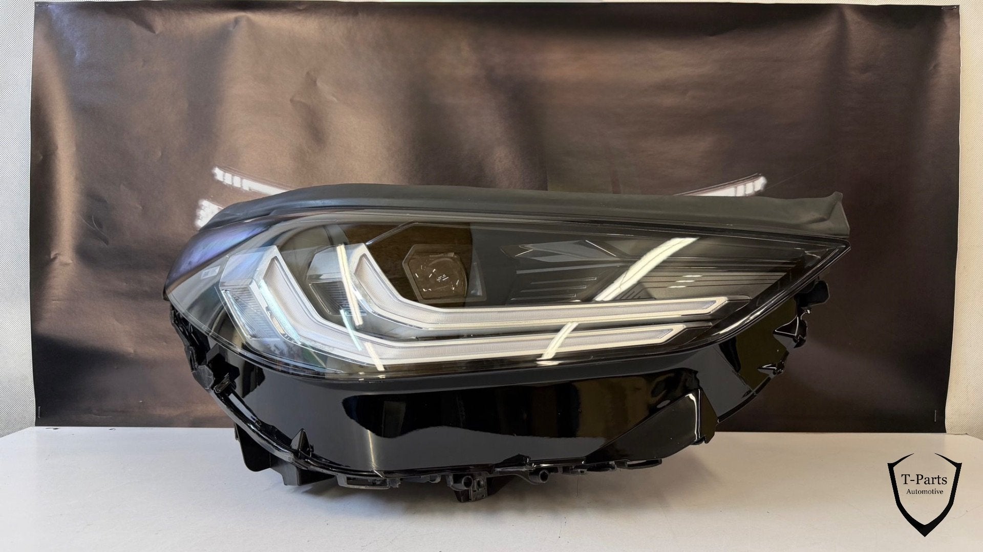 Rechts koplamp BMW X3 G45 volledig LED 5A1BD18 5A1BD18-08, Petuelring 130
80788  Munich, DE, Gebruikt, Info@bmw.de, Ophalen of Verzenden