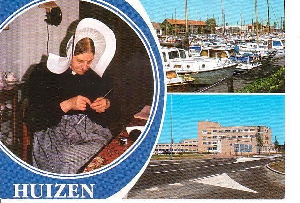 Ansichtkaart	Huizen	klederdracht	3-luik, Verzenden, 1980 tot heden, Gelopen, Noord-Holland