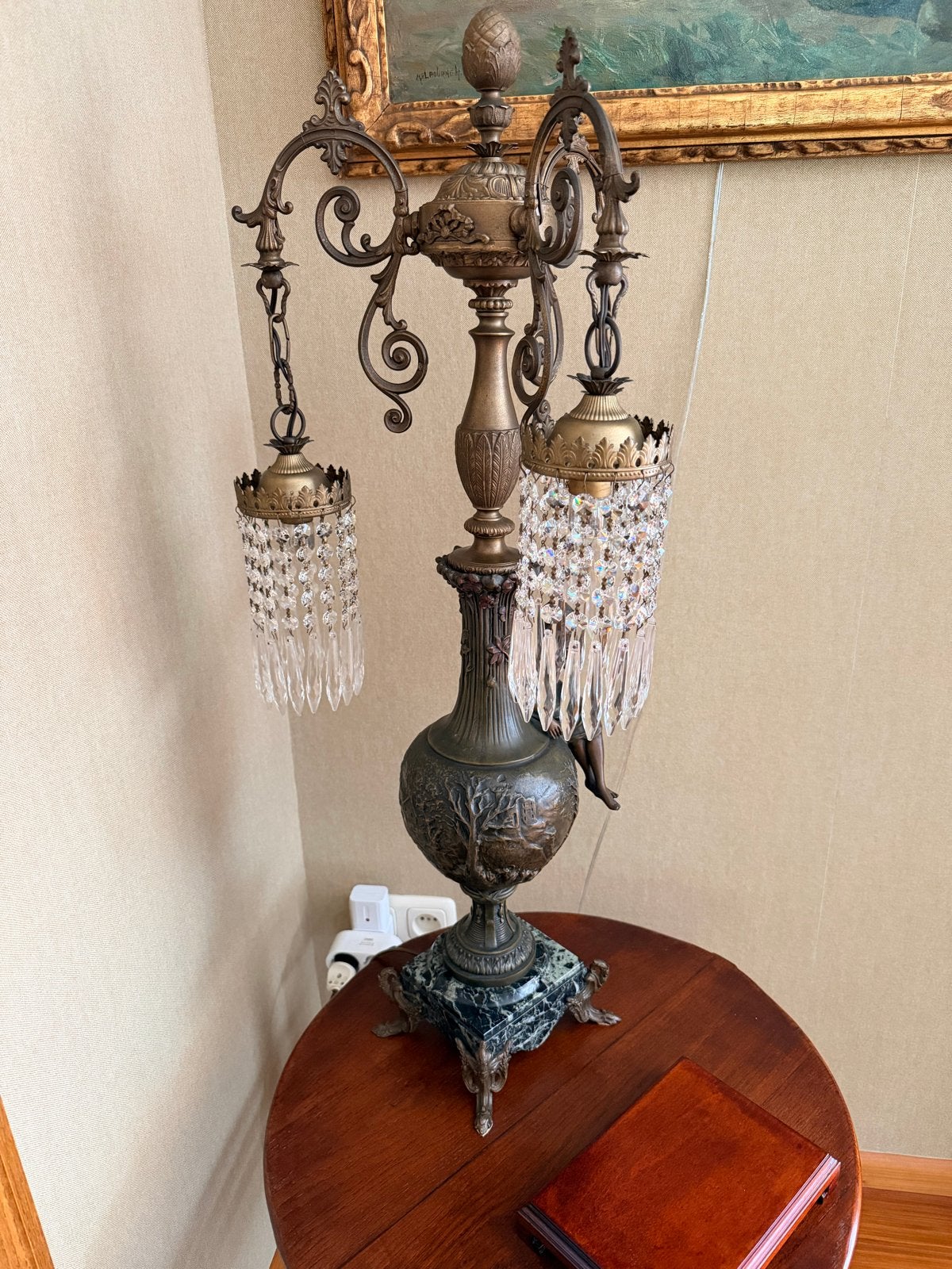 Antieke staande lamp met kristallen hangers, Ophalen
