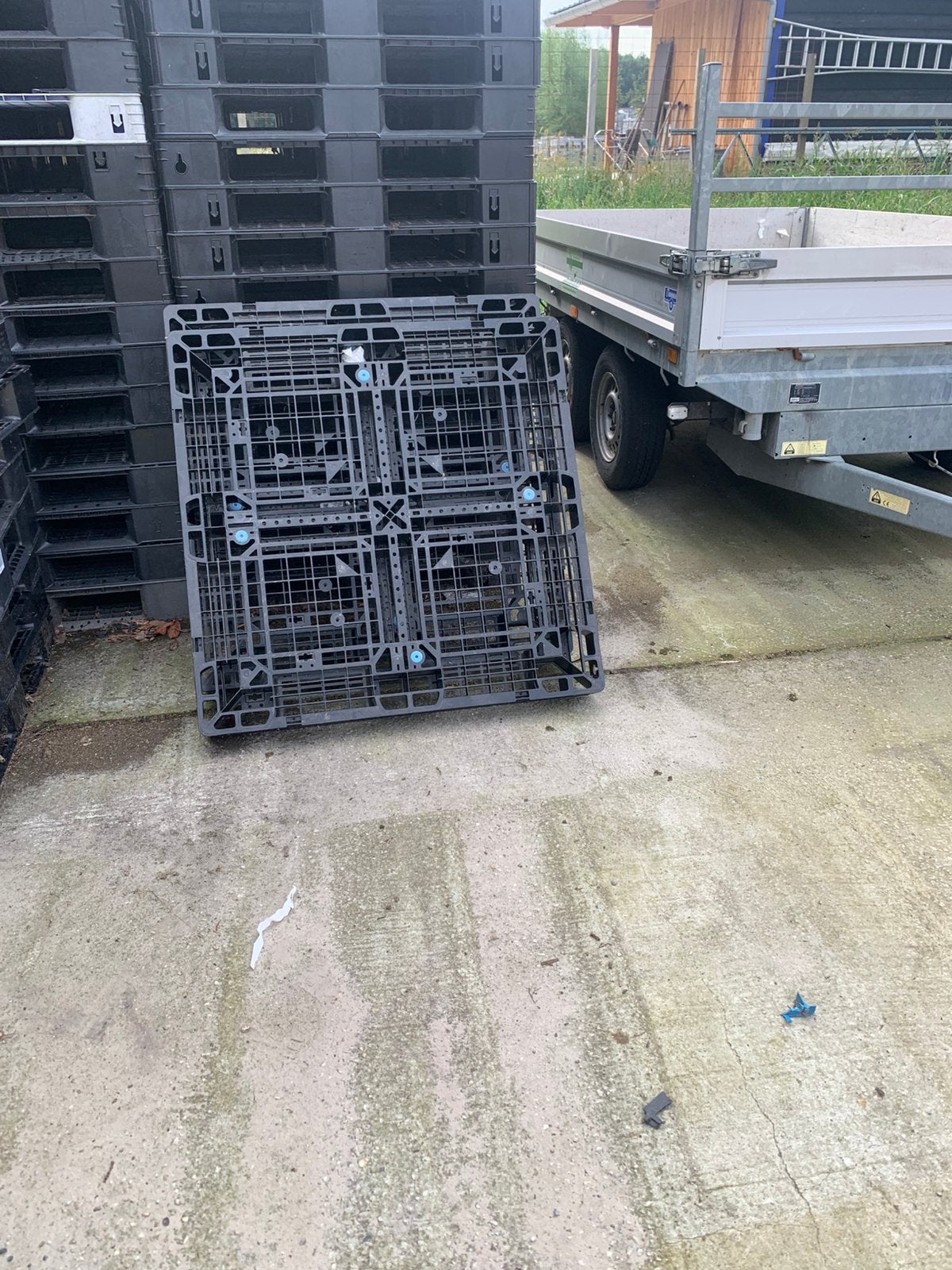 Kunststof  pallets, Ophalen, Zo goed als nieuw, 110 cm of meer, Minder dan 65 cm