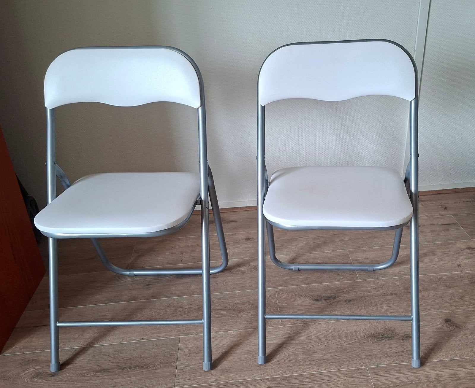 Klapstoelen (ongebruikt), Ophalen, Twee, Wit, Nieuw
