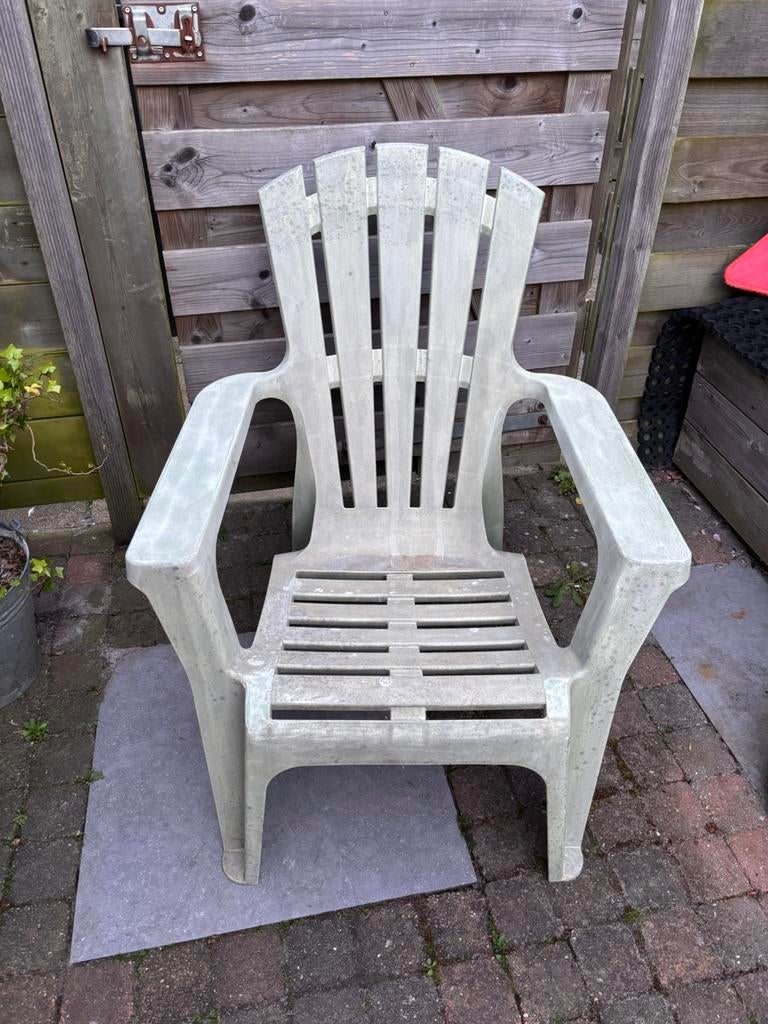 Gratis tuinstoel, Tuin en Terras, Tuinstoelen, Ophalen, Zo goed als nieuw, Kunststof