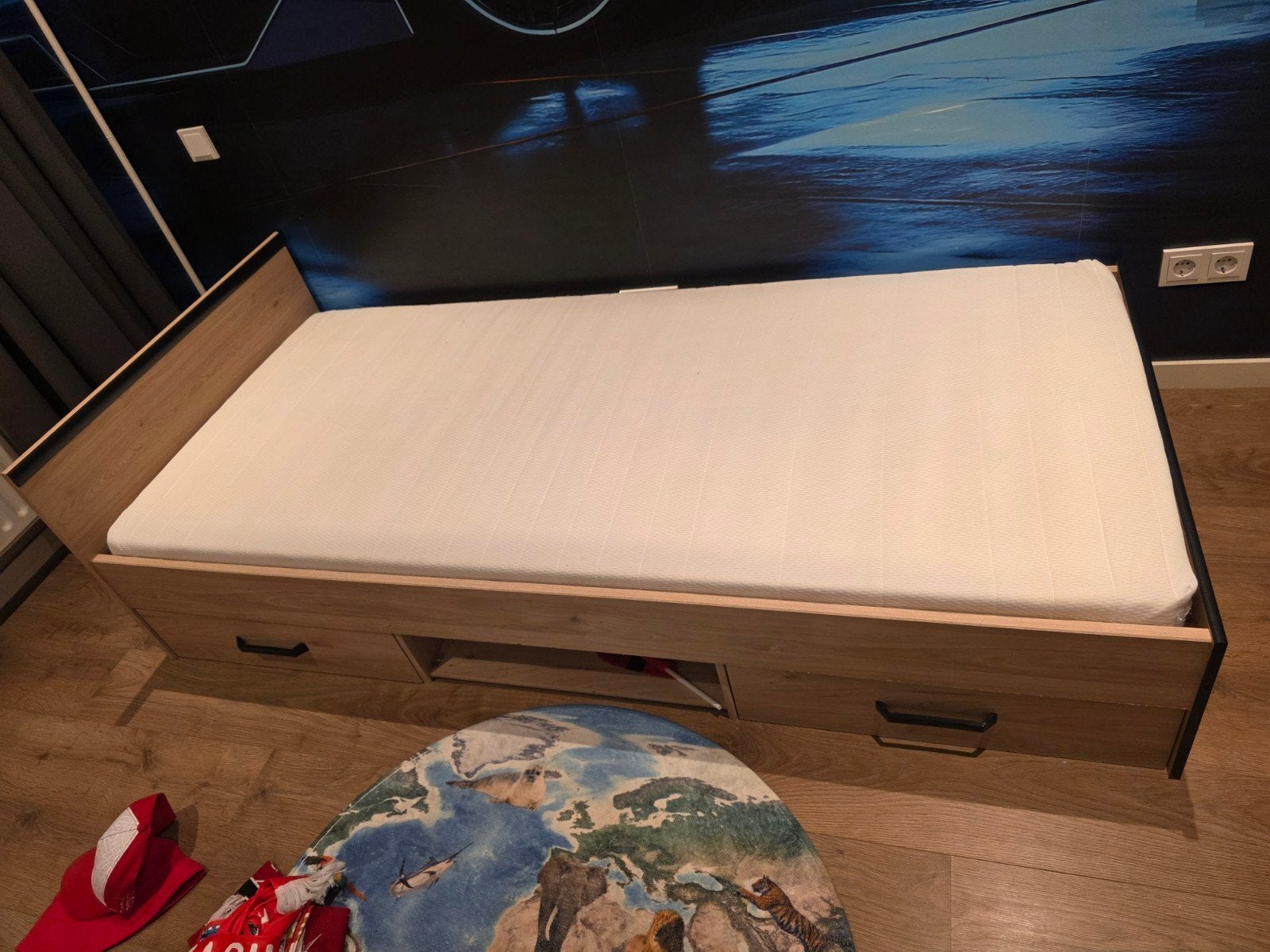 Leenbakker bed met matras, altijd met bescherming gebruikt