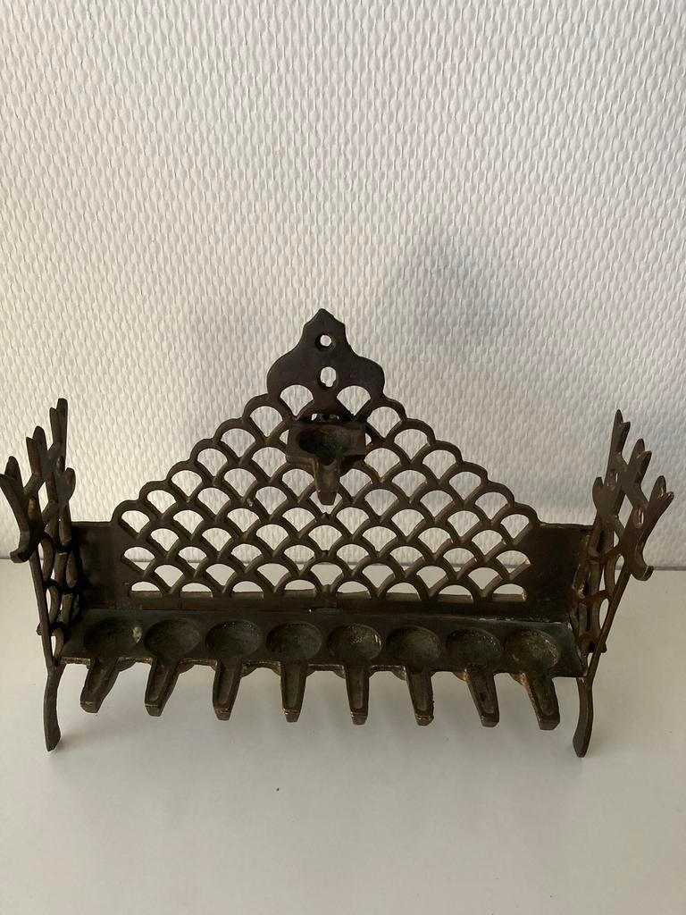 Chanouka. Antiek. Brons. Omstreeks 1800. Gaaf., Verzenden