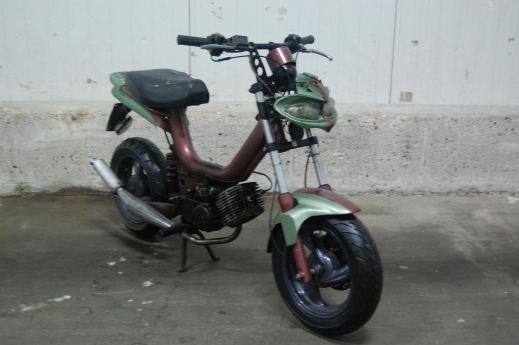 Tomos Youngst'r / 50cc / 2 takt / Schuurvondst, Fietsen en Brommers, Brommers | Tomos, Ophalen, Gebruikt, Overige modellen, 50 cc