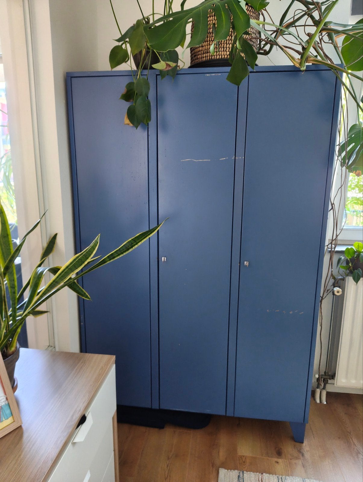 Leuke blauwe metalen locker kledingkast, Ophalen, Gebruikt, 100 tot 150 cm, 25 tot 50 cm