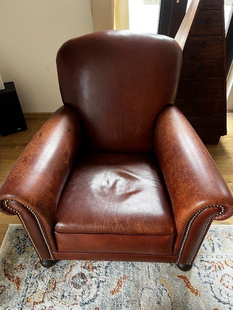 Echte leren Clubfauteuil Chesterfield stijl- Studnagels, Ophalen, 75 tot 100 cm, Zo goed als nieuw, 75 tot 100 cm