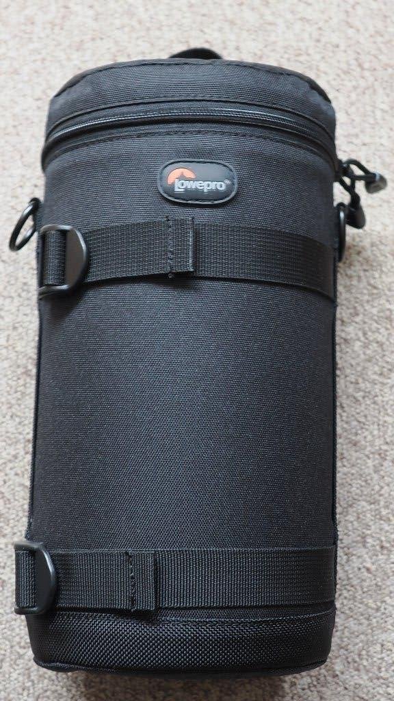 Lowepro lens case 26X11 cm, Lowepro, Nieuw, Ophalen of Verzenden, Zwart