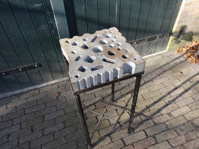 Zaalblok uit smederij, Ophalen, Gebruikt