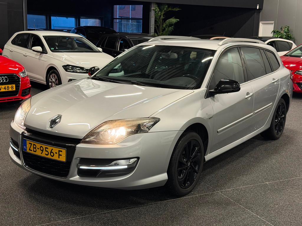 Renault Laguna Estate 1.5 dCi Bose AUTOMAAT/XENON/NAVI/AIRCO, Auto's, Gebruikt, 4 cilinders, Leder en Stof, 23 km/l