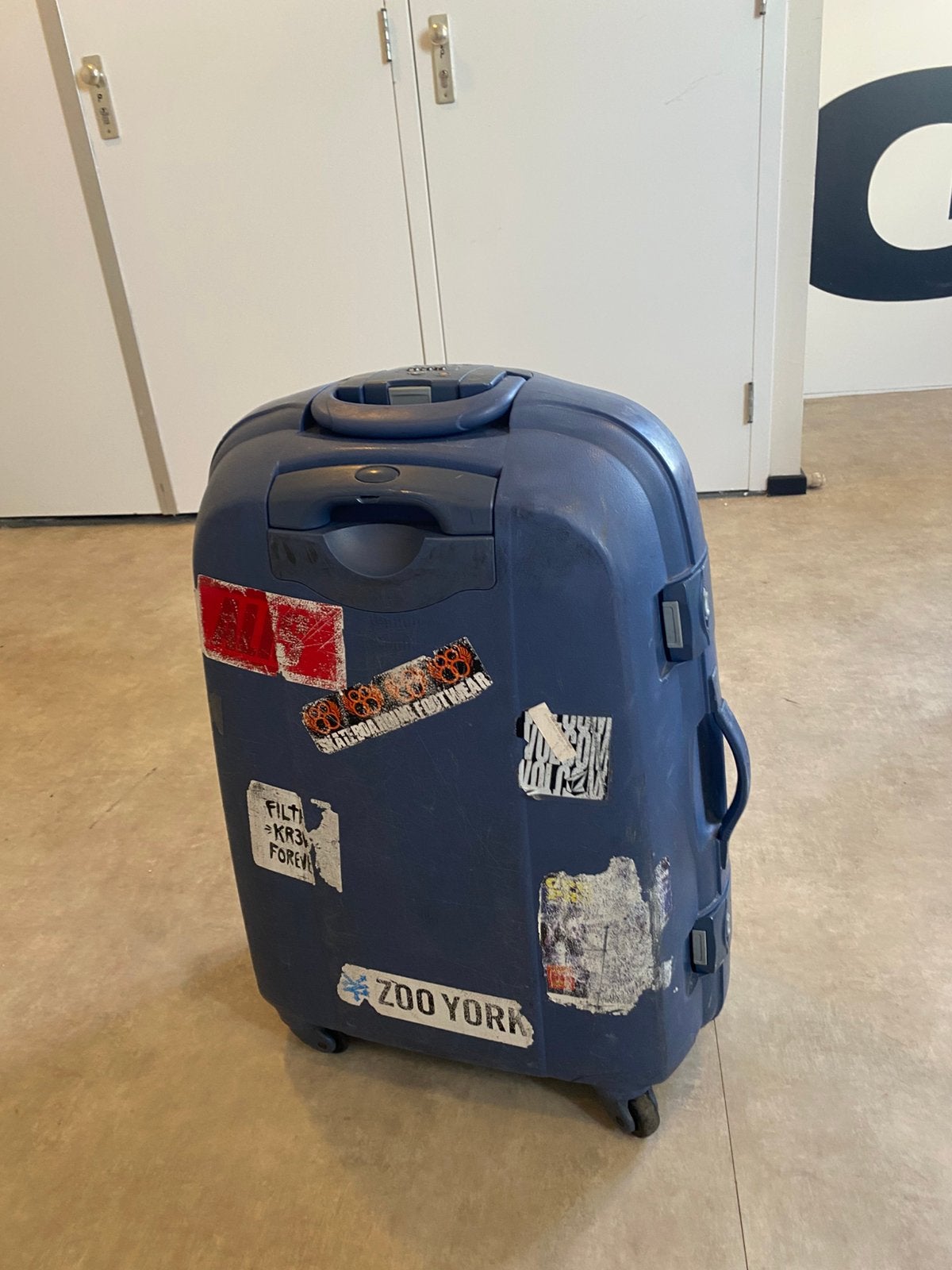 Hard-shell suitcase, Ophalen of Verzenden, Zo goed als nieuw, Hard kunststof, 70 cm of meer