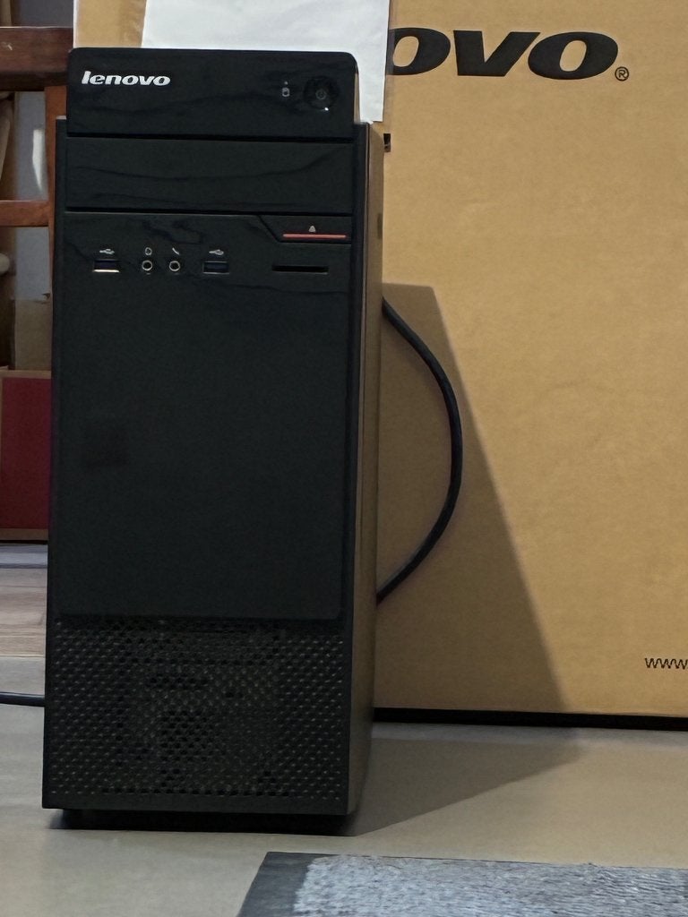 Lenovo desktop i3-6100 - 250GB SSD - 8GB DDR4, Computers en Software, Ophalen, 8 GB, 250 GB, Zo goed als nieuw
