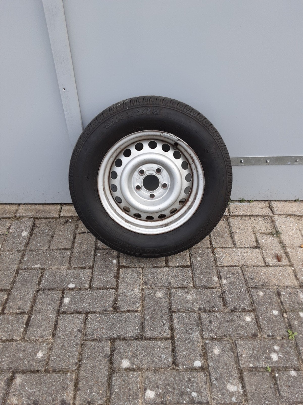 reservewiel caravan burstner, Ophalen