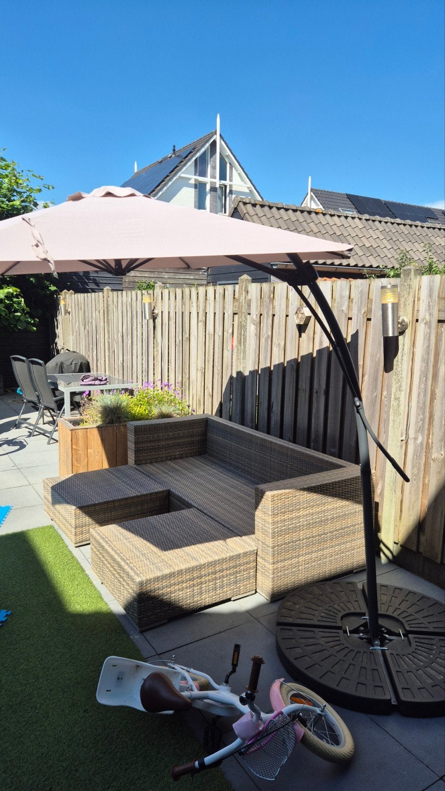 Feel Furniture zweefparasol met voet, Ophalen, Verstelbaar, Gebruikt, 2 tot 3 meter