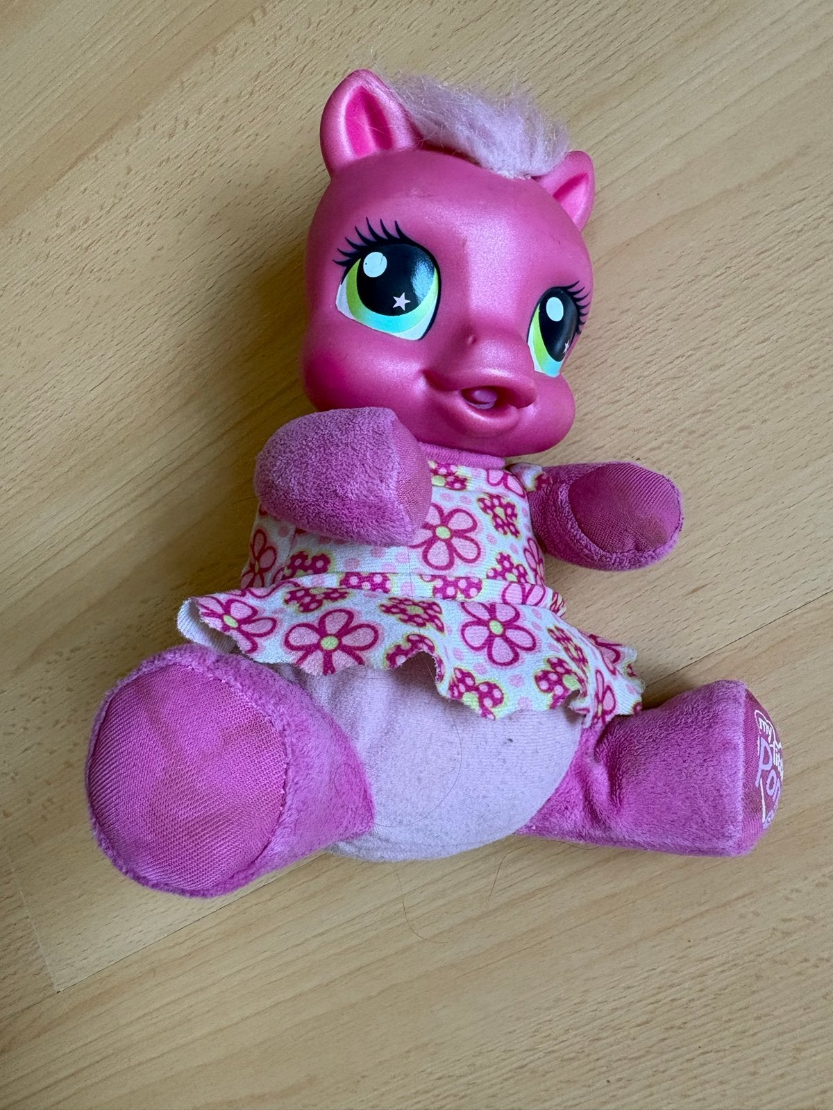 Pratende My Little Pony knuffel met roze jurkje, Ophalen of Verzenden, Gebruikt