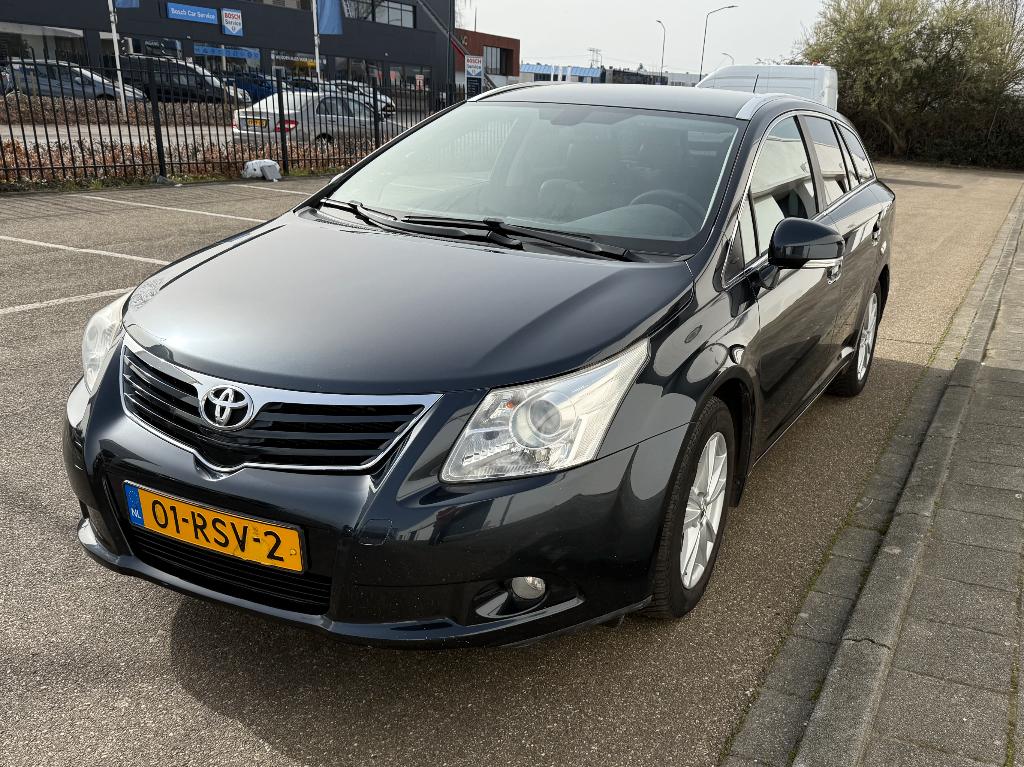 Toyota Avensis 2.0 16V Vvt-i automaat 2011 blauw/zwart, Stoelverwarming, Zwart, 4 cilinders, Blauw