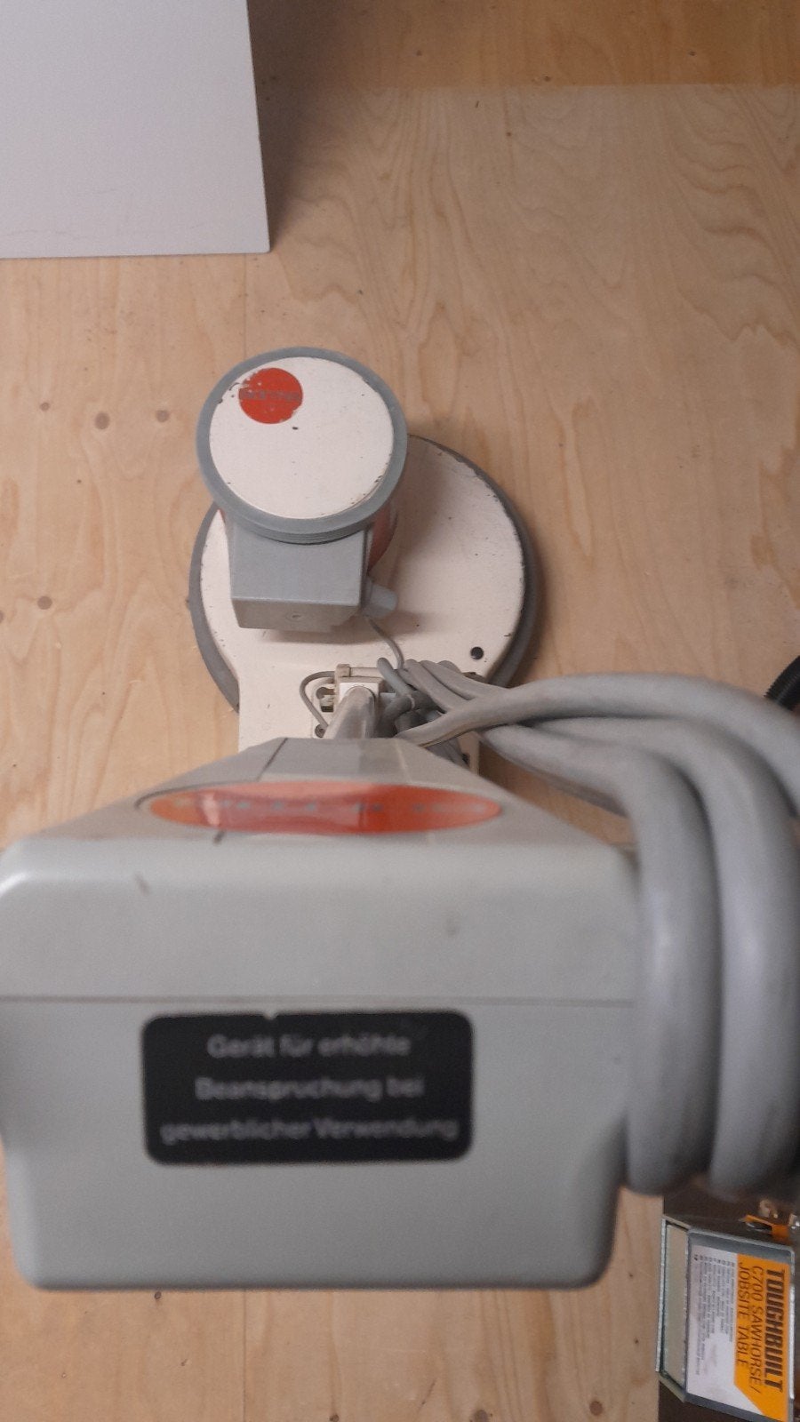 Professionele schrob-/boenmachine voor vloerbehandeling, Ophalen, Gebruikt, Schrobmachine