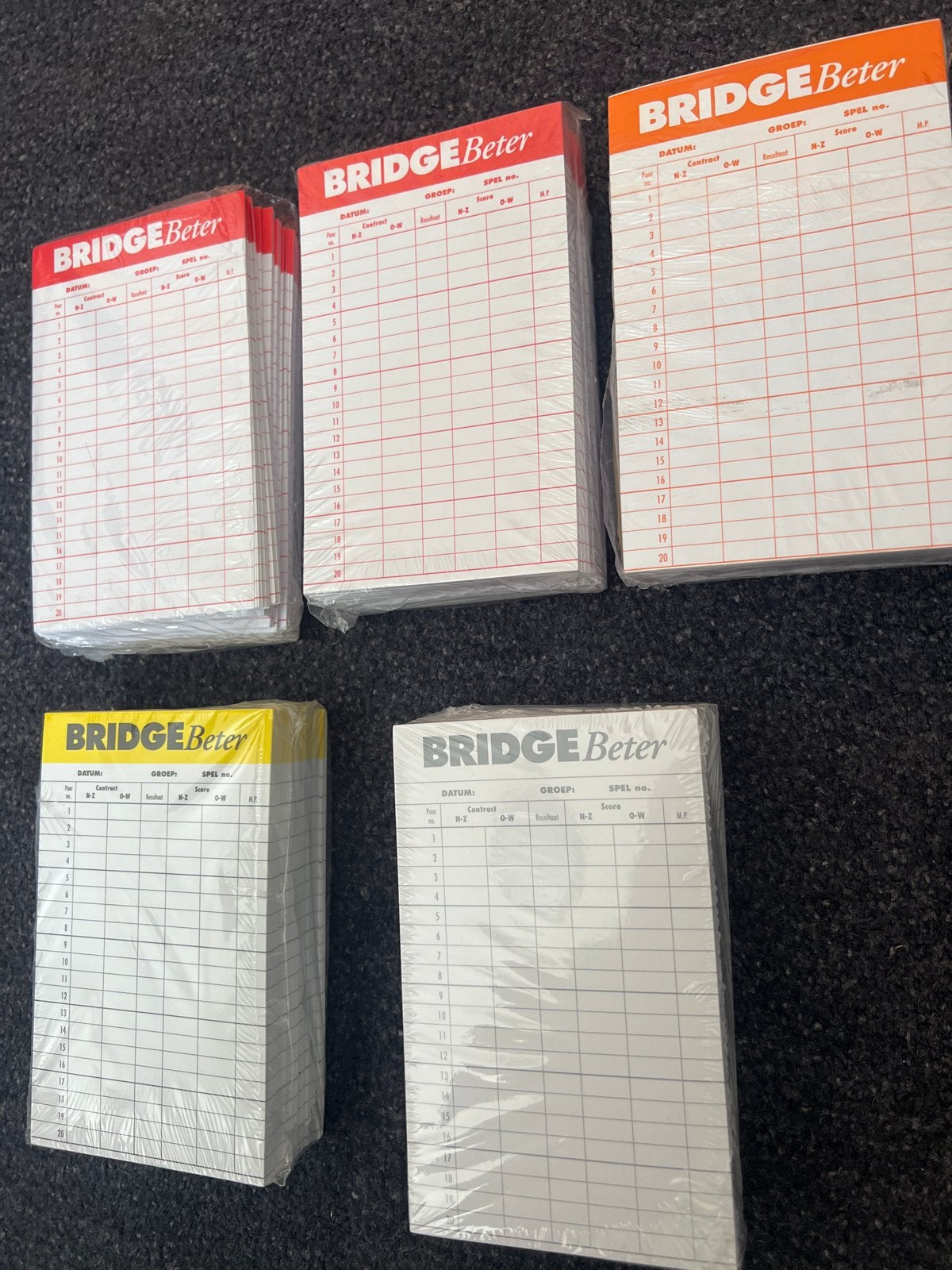 Bridge Beter Scoreblokken - 5 stuks, nieuw in folie, Hobby en Vrije tijd, Drie of vier spelers, Ophalen of Verzenden, Nieuw