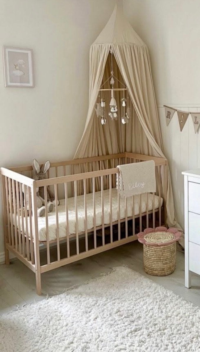 Ledikant ikea inclusief matras van jysk twv €80, Kinderen en Baby's, Babywiegjes en Ledikanten, Ophalen, Zo goed als nieuw, Ledikant