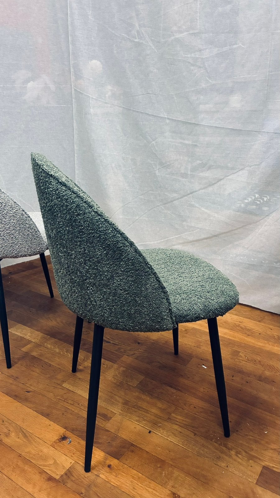 Eetkamer stoelen, stoffen bekleding, zwart frame (staal), Huis en Inrichting, Stoelen, Overige kleuren, Nieuw, Ophalen of Verzenden