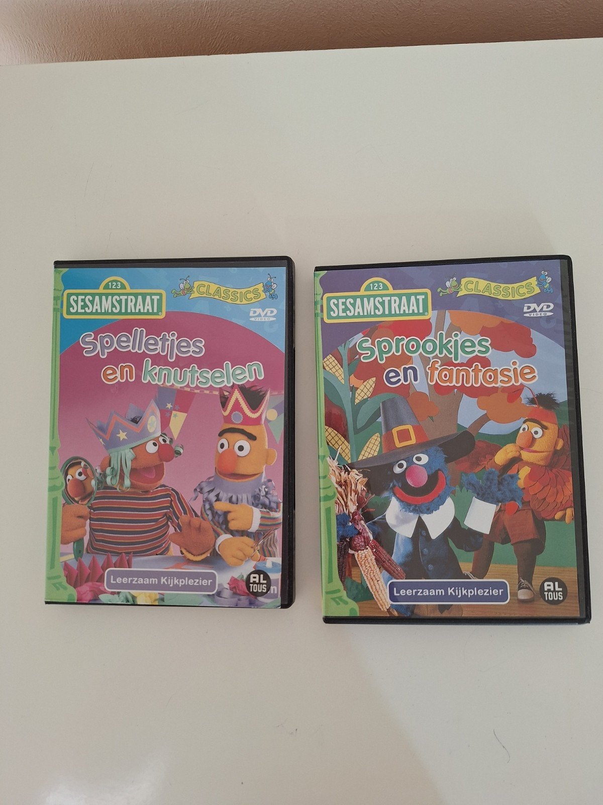Gratis 2 leuke dvd s van sesamstraat  zie beschrijvin, Alle leeftijden, Ophalen, Educatief