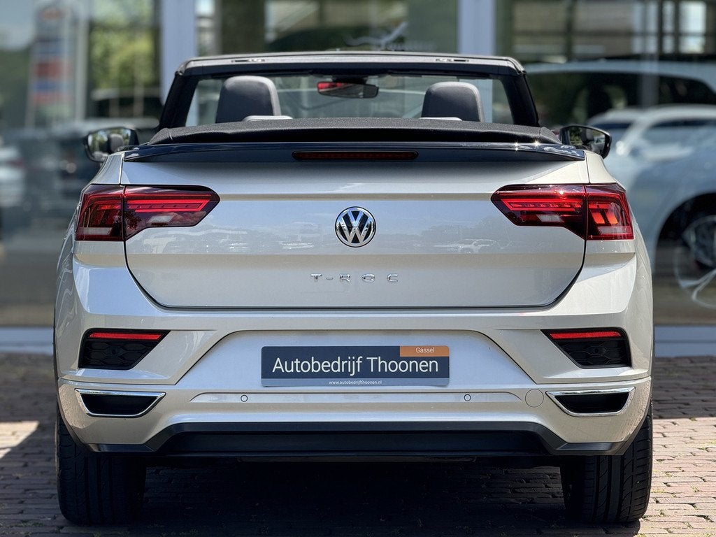 Volkswagen T-Roc Cabrio 1.5 TSI R-Line | Leder | dodehoek |, 15 km/l, 4 cilinders, Bedrijf, Zilver of Grijs