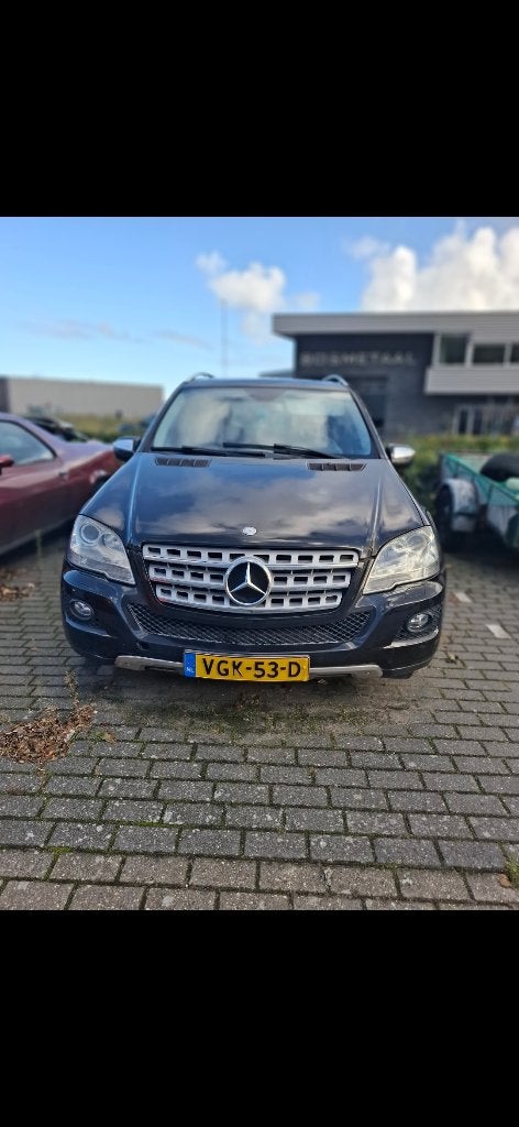 MERCEDES-BENZ ML 350 CDI 4MATIC2010 Zwart GRIJSKENTEKEN, Automaat, Achterwielaandrijving, Diesel, Te koop