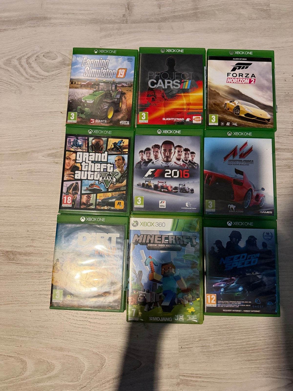 Xbox One S met 9 games en controller, Avontuur en Actie, Online, Gebruikt, Vanaf 18 jaar