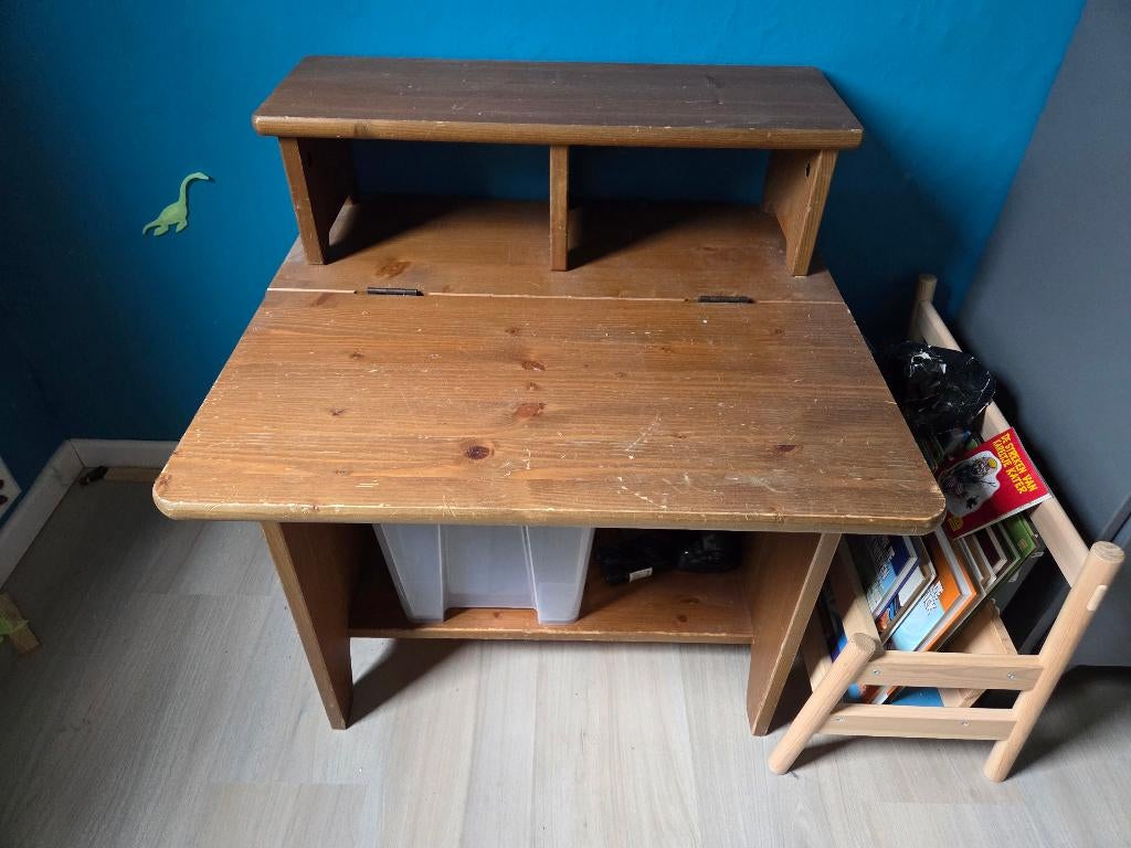 Kleuter bureau, Huis en Inrichting, Bureaus, Gebruikt, Kinderbureau, Hout, Ophalen